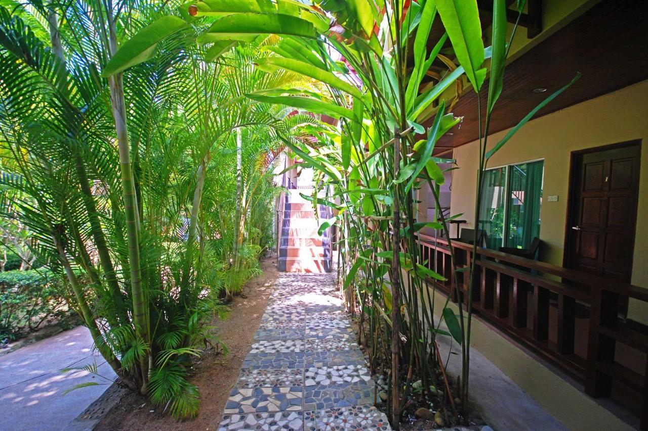 Tioman Dive Resort Kampong Ayer Batang Экстерьер фото